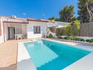 Bazén v ubytovaní Holiday Home Remedios by Interhome alebo v jeho blízkosti