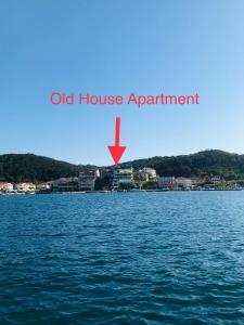 Gambar di galeri bagi Kaala Old House Apartment di Supetarska Draga