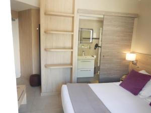 
Cama o camas de una habitación en Hotel Miramar- Cap d'Antibes
