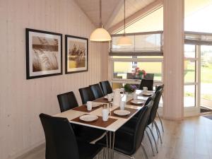 O zonă de relaxare la Holiday Home Holiday Vital Resort - GBE132 by Interhome