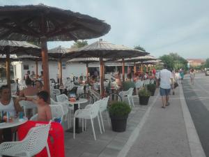 Hostia v ubytovaní Apartman Bunarić