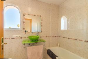 A bathroom at Villa Las Bahías