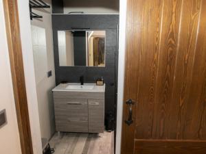 Kúpeľňa v ubytovaní Elegante Apartamento para 5 en el centro de Cáceres con wifi