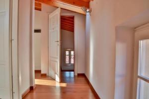 Fotografie z fotogalerie ubytování Contempora Apartments - Ca' Brenta Attic v destinaci San Fedele Intelvi