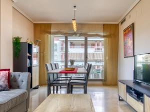 TV a/nebo společenská místnost v ubytování Apartment Marina Raset by Interhome
