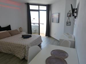 Foto dalla galleria di Suncanarias Estudio Summerland ad Arona