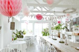 Un restaurante o sitio para comer en Tuna Orangeri