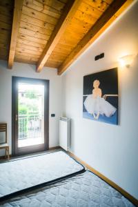 カステルヌオーヴォ・デル・ガルダにあるCarmel Self-Apartmentのギャラリーの写真