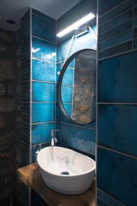 A bathroom at Nikolas place Még 33 kép