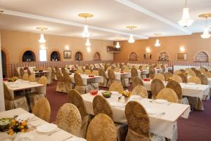 Restaurace v ubytování Sanatorium Fala