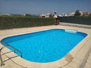 Swimmingpoolen hos eller tæt på Villa BelaVista with Private Pool