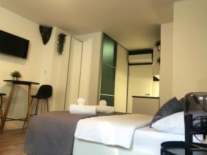 Posteľ alebo postele v izbe v ubytovaní Apartment Zagreb Jacuzzi