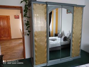 Posteľ alebo postele v izbe v ubytovaní Fox Apartmanok