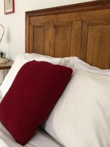 Postel nebo postele na pokoji v ubytování AUBERGE Knowlton