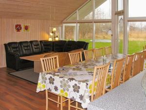 Χώρος καθιστικού στο 12 person holiday home in Idestrup-By Traum