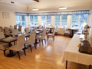 Restoran atau tempat makan lain di Björnforsens Turist & Konferenshotell, Nära Husum, Örnsköldsvik