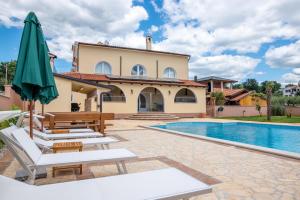 Πισίνα στο ή κοντά στο Via Flavia with Common Pool