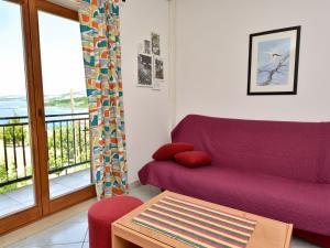 Χώρος καθιστικού στο Holiday Home Kate by Interhome