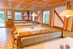 Restaurace v ubytování Café Pension zum Jäger