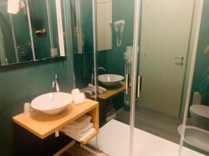 Łazienka w obiekcie Hotel Conca D'Oro ***S