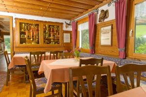 Restaurace v ubytování Café Pension zum Jäger