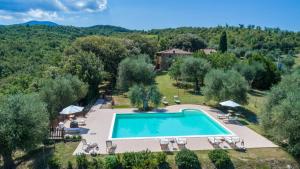 The swimming pool at or close to Villa Rachele