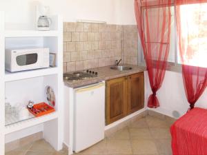 ครัวหรือมุมครัวของ Apartment Valledoro - MNI141 by Interhome