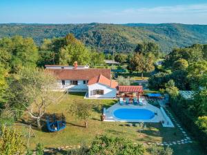 Bazén v ubytovaní Holiday Home Hacienda by Interhome alebo v jeho blízkosti