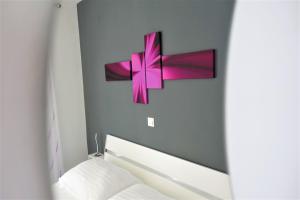 Postel nebo postele na pokoji v ubytování New and modern apartment Karavona Bol