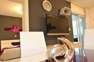 Posezení v ubytování New and modern apartment Karavona Bol