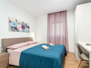 Postel nebo postele na pokoji v ubytování Holiday Home Villa Isabela by Interhome