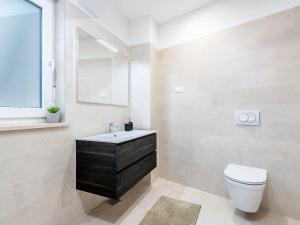 Koupelna v ubytování Holiday Home Villa Isabela by Interhome