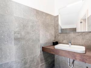 Koupelna v ubytování Holiday Home Villa Isabela by Interhome