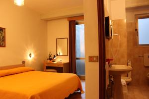 Gallery image of Albergo Ristorante Montecucco da Tobia in Sigillo +31 photos