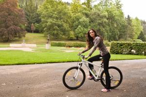 Jazda na bicykli v okolí ubytovania Belvedere Wellness Hotel