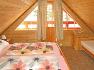 Postel nebo postele na pokoji v ubytování Holiday Home Liesel - FJS113 by Interhome