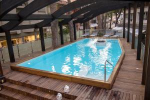 Bazén v ubytování Hotel Concord nebo v jeho okolí