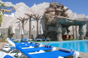 Бассейн в Oriental Rivoli Hotel & Spa или поблизости