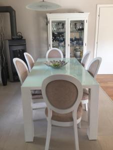 Kuchyňa alebo kuchynka v ubytovaní Holiday House Lilija