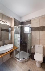 A bathroom at Stone Villa Hermione