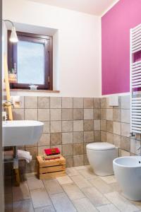 Koupelna v ubytování Agriturismo La Casina nel Vigneto