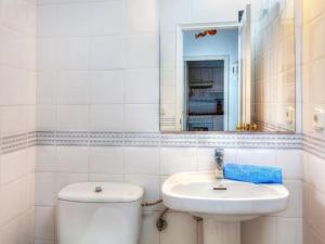 Kúpeľňa v ubytovaní Holiday Home La Reserva I by Interhome