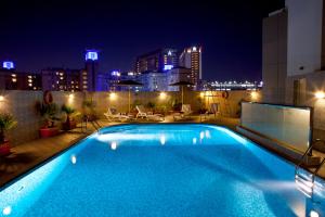 Gallery image of Landmark Riqqa Hotel in Dubai