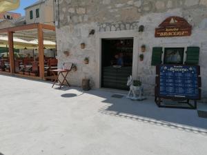 Fotografie z fotogalerie ubytování Apartman Bracera v Primoštenu