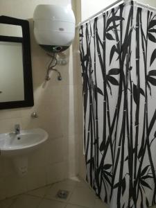 Ein Badezimmer in der Unterkunft Villa fully equiped with wonderful view in porto el sokhna