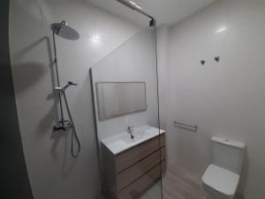 Kúpeľňa v ubytovaní MÁLAGA VELARDE cENTER