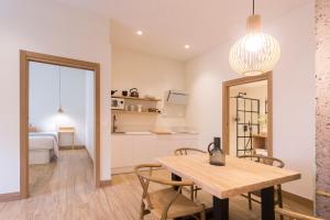 Kuchyň nebo kuchyňský kout v ubytování Getaria Apartamentuak - Balentziaga