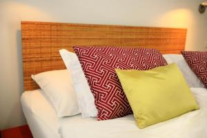 Kama o mga kama sa kuwarto sa Bellevue Hotel Benešov