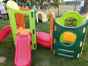 Plac zabaw dla dzieci w obiekcie Aurora Ustka-Przewłoka