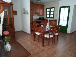 Kuchnia lub aneks kuchenny w obiekcie Apartamentos Casa Cipri